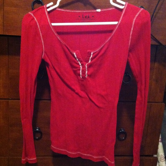 💢SOLD💢Red form fitted long sleeve