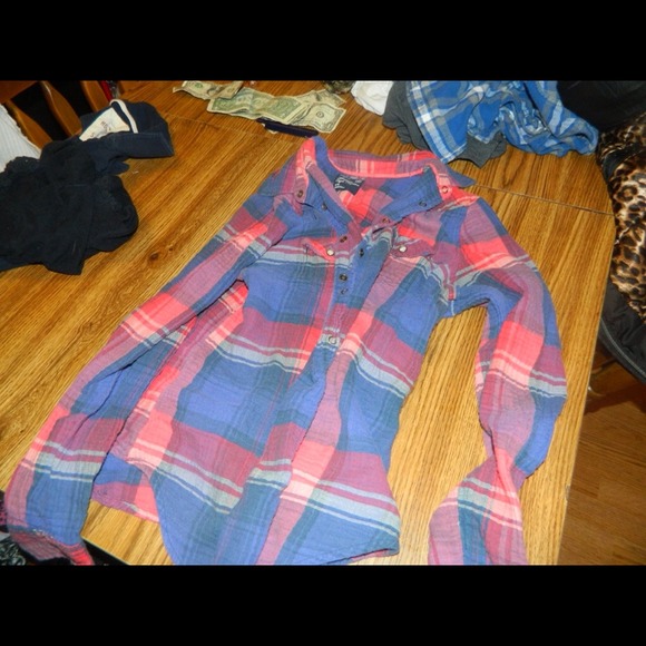AE shirt