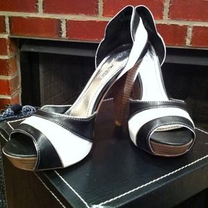 Anne Michelle black/white platform heels