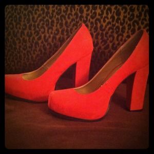 Chunky platform heels suede like fabric