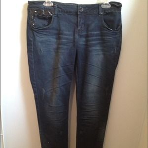 Black denim wash skinny jeans with black sequins