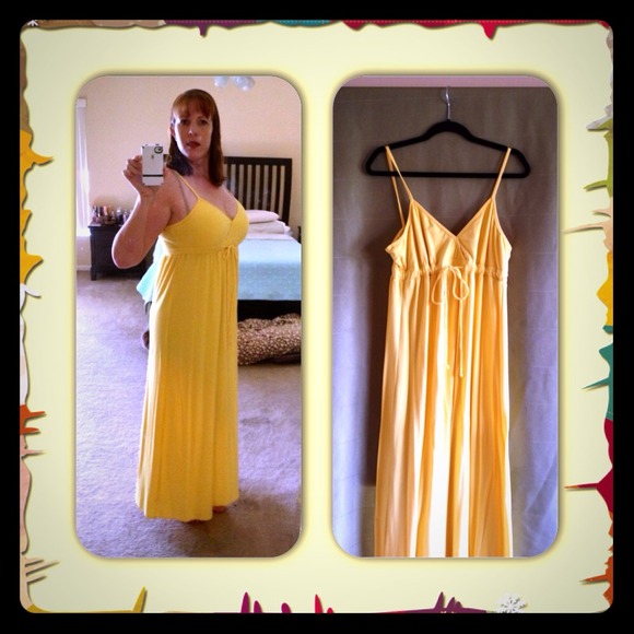 Cute yellow maxi dress
