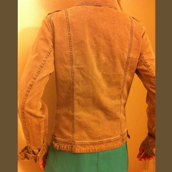 SOLD ***Fox Jacket - Picture 3 of 4