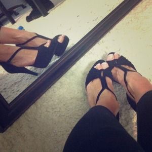 Size 8 Aldo black suede open toe heels