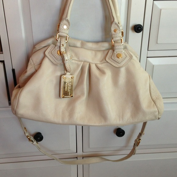 Marc by Marc Jacobs Handbags - 🌸Reduced🌸 Marc by Marc Jacobs Classic Q Groovee
