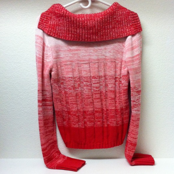 Red sweater! - Picture 2 of 2