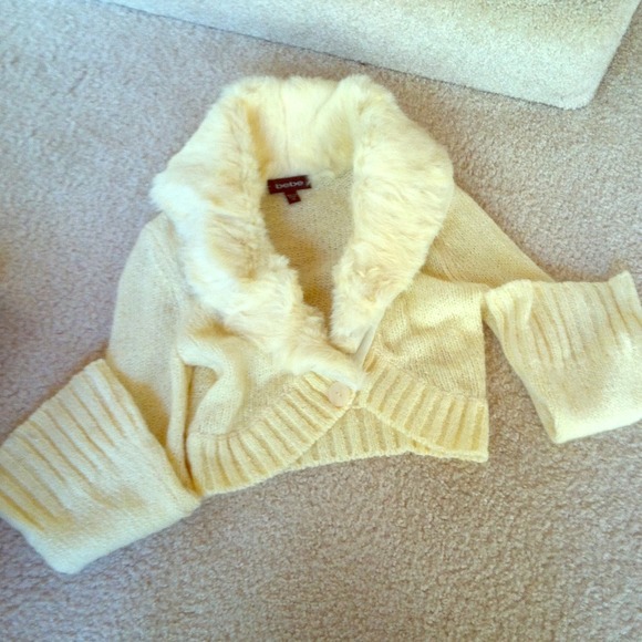Crop fur jacket bebe