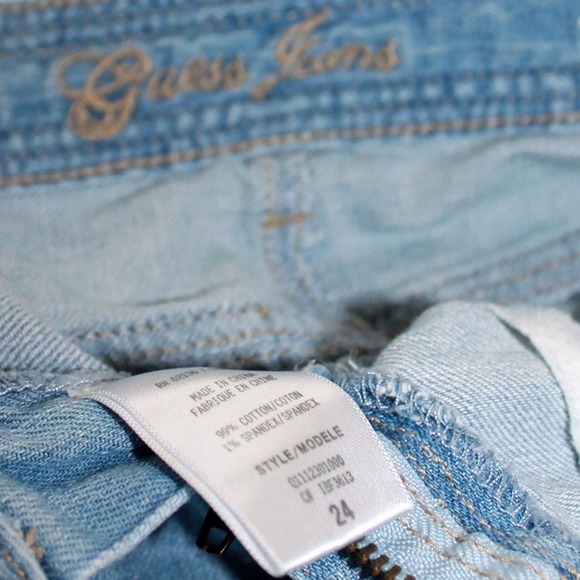 SOLD - Guess Destroyed Denim Capris - Picture 3 of 3