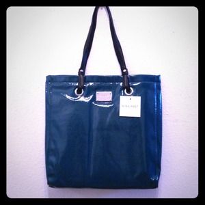 Nine West Handbags - Nine West Tote Nine West Handbags - Nine West Tote