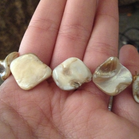 Handmade Seashell bracelet - Picture 2 of 2