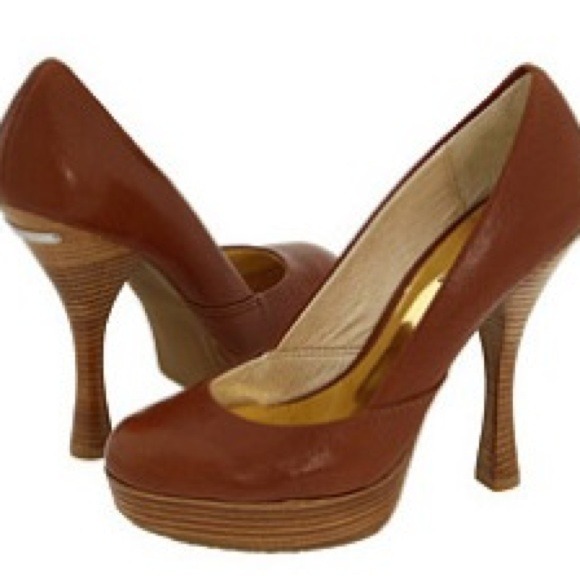 MICHAEL Michael Kors Belinda platform pump