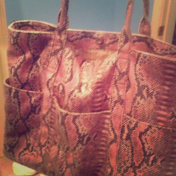 bcbg tote bag !