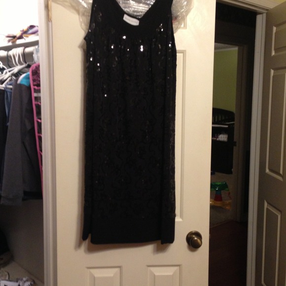 Fabulous black dress!