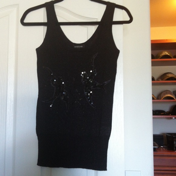 ❌❌sold❌❌$15 Bebe Tank black glittery sequined top