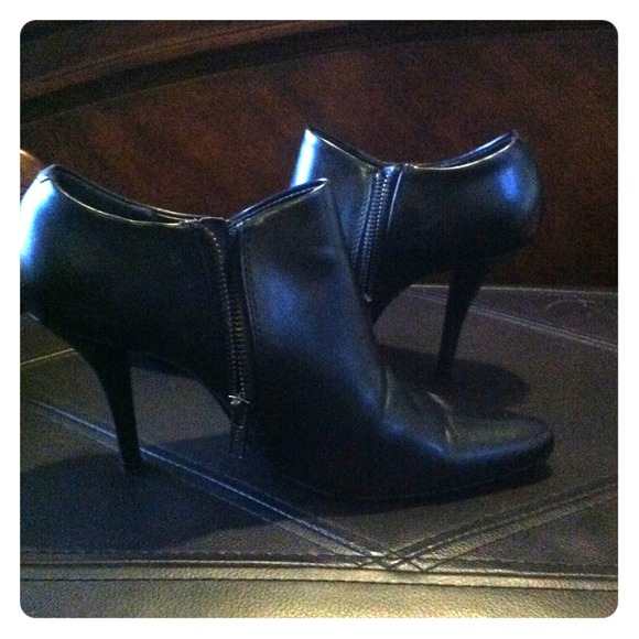 Black boots
