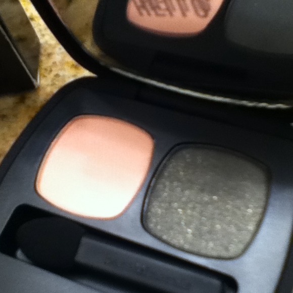 Bare minerals duo ye shadow (the honeymoon phase)