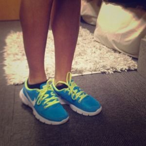 Reserved for @sydneyjustine17 until: January 26