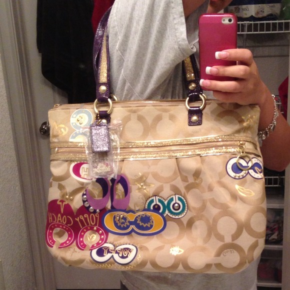 Authentic Poppy Coach Purse