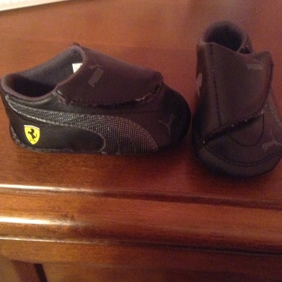 Traded ⭐Puma baby shoes - Picture 1 of 3