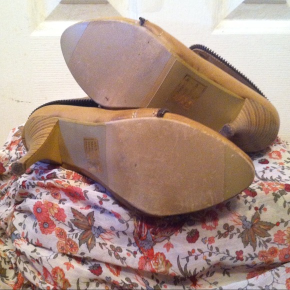 Ankle Boots - Picture 3 of 3