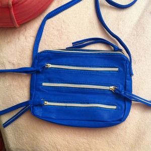Blue crossbody bag!!