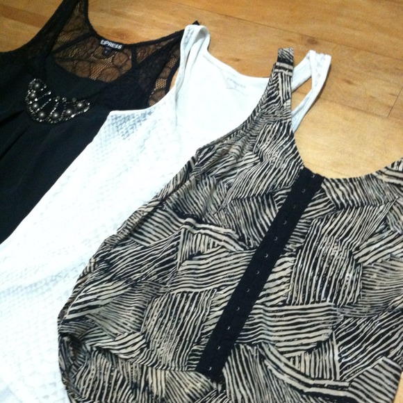 Tank Top Bundle! - Picture 2 of 4