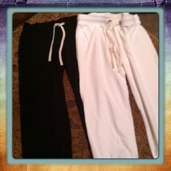 💢REDUCED💢black and white sweats