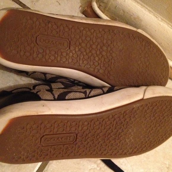 Coach Shoes . - Picture 4 of 4