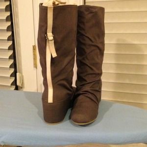 Grey hidden wedge boots