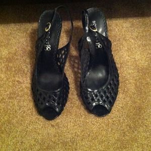 🆕 Black "Boutique 58" Jackelyn Peep-Toe Slingback