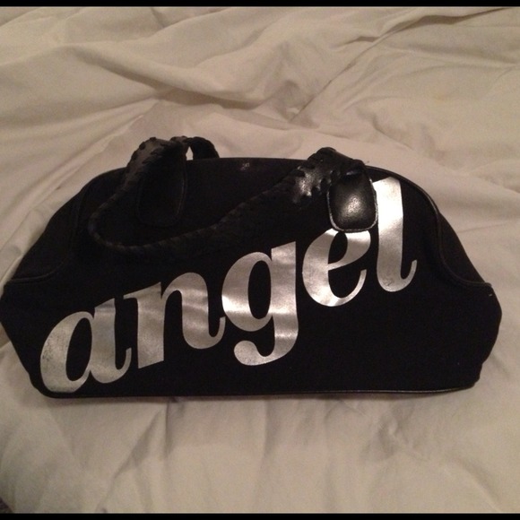 🚫SOLD W/ BUNDLE @josiebrave🚫 VS Angel Handbag