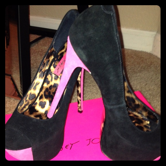 Brand new in box Betsey Johnson stilettos