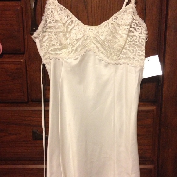 🌀Sold🌀✂✂✂ new baby doll nightie