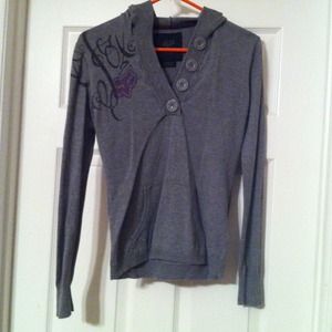 Grey pullover by Fox Girls