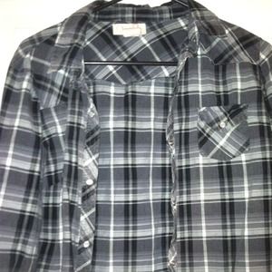 No name flannel, snap front shirt- SOLD