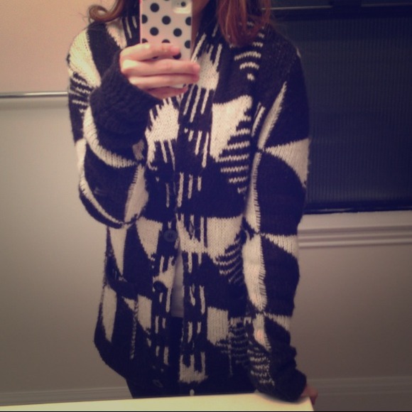 SOLD in a bundle to @alilbirdful! :) - Picture 3 of 4