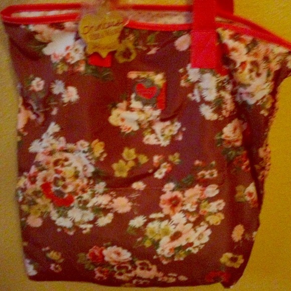 Vera Wang bag