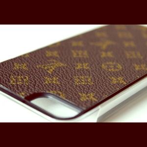 💚iPhone 5 case💚 LV