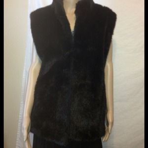 ***SOLD***Donna Salyers' Fabulous-Furs Faux