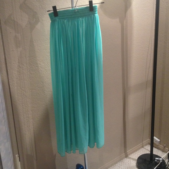 American Apparel Mint Chiffon long skirt