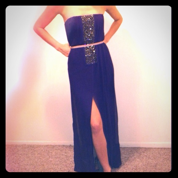 BCBG gown, purple with stones - Picture 1 of 4