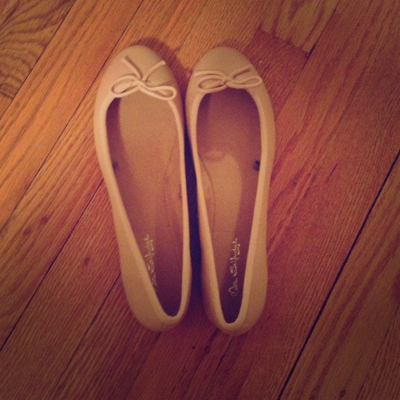Miss Selfridge ballerina flats with bow 💗