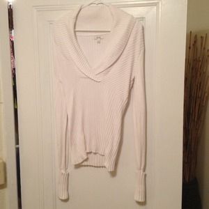 ⚡Reserved for @michellebess⚡Cache sweater