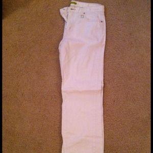 White Ingrid Olsen jeans sz 10