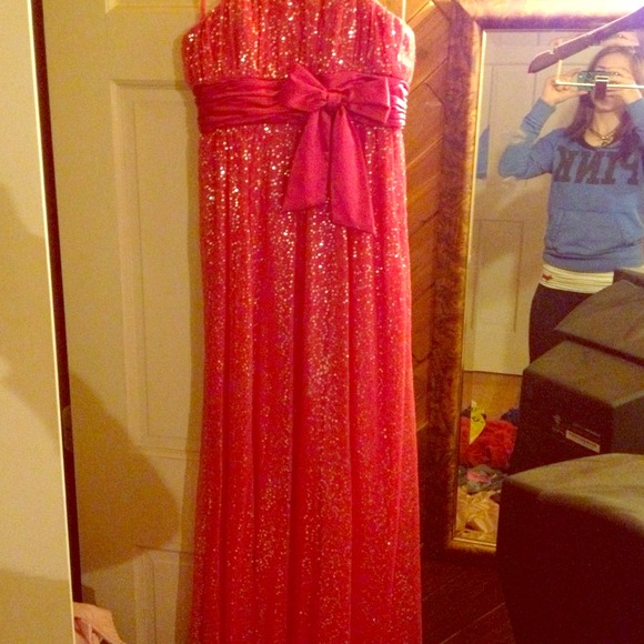 REDUCED PRICE! faviana Couture Dress, WORN ONCE - Picture 1 of 4
