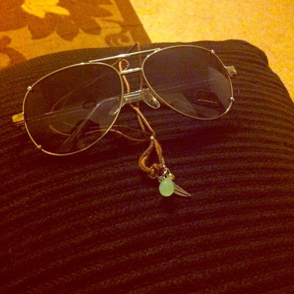Still new!! AE sunglasses and matching bracelet