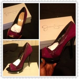 Brand new, never been worn Jessica Simpson pumps