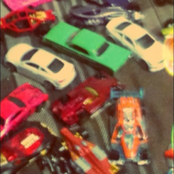 Little Boy Toy Cars ! - Picture 2 of 2