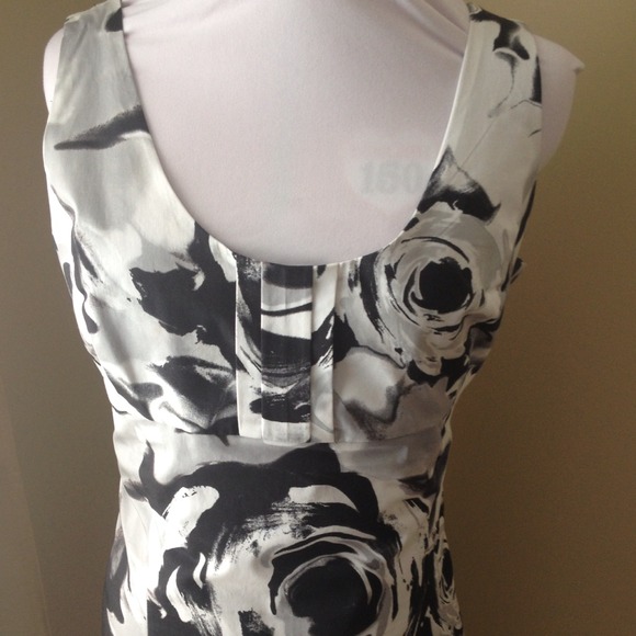 **Bundle @jsemko Black white dress black cardigan