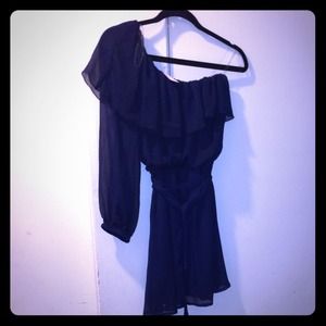 Wet seal 1 shoulder Chffn dress